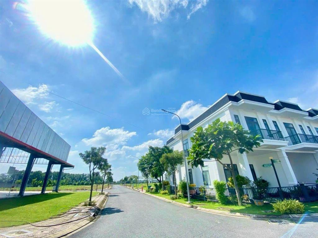 Bán đất nền young town tây bắc sài gòn, sẵn sổ đỏ, đủ tiện ích, giá tốt, hỗ trợ vay ngân hàng
