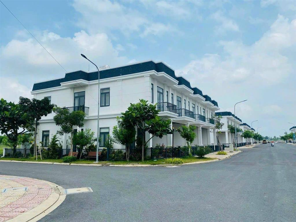 Bán đất nền young town tây bắc sài gòn, sẵn sổ đỏ, đủ tiện ích, giá tốt, hỗ trợ vay ngân hàng