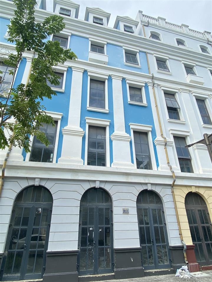 Bán shophouse phố đi bộ mới làm khách sạn, chia 16 phòng giá rẻ nhất dự án, đã có sổ đỏ chính chủ!