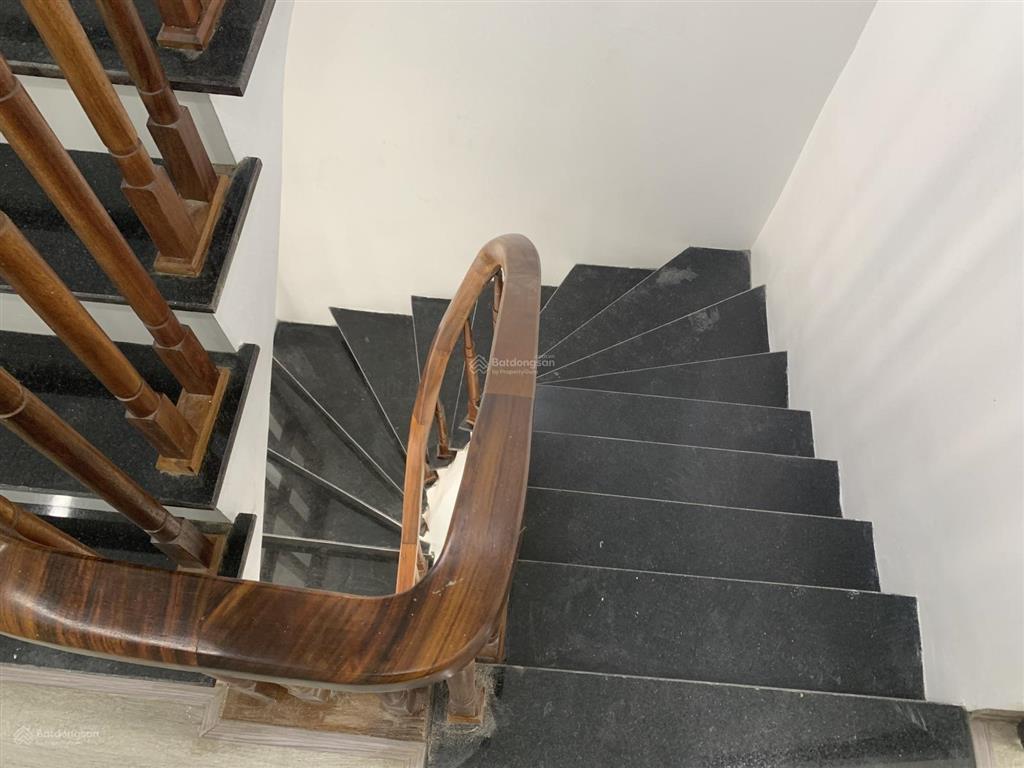 Nhà xây độc lập 45m2x4tx4p sân để xe riêng gần ngay cụm kcn thanh oai, chợ đầu mối phía nam hà nội