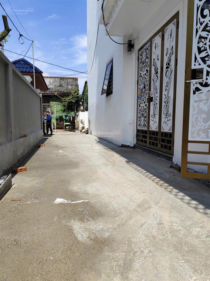 Hơn 2 tỷ có nhà cuối thuỵ hương, chương mỹ ngõ nông rộng, ô tô đỗ cách khoảng 20m 30m2x4 tầng, 3pn