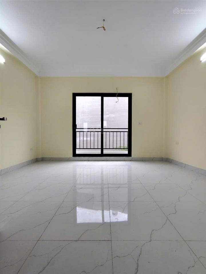 Bán nhà xây hiện đại, thoáng trướcsau, ô tô đỗ cửa như ảnh, 50m ra thẳng ql6 35m2x4t,4pn/ảnh thật