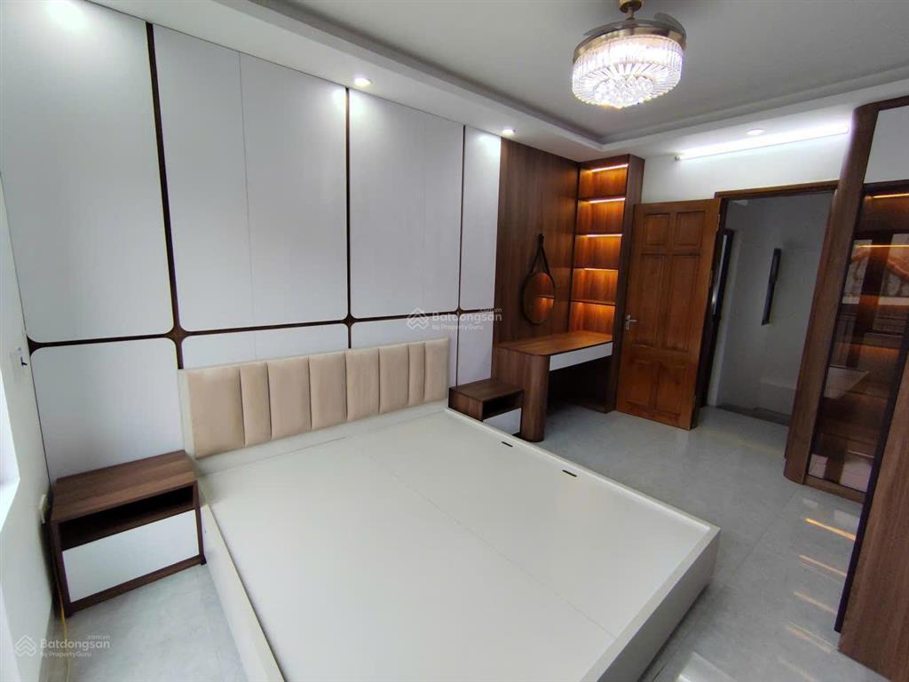 Bán nhà cuối phố xốm, cuối đường nguyễn trực kéo dài xây độc lập, sân để xe riêng/ 10m ra lối ô tô