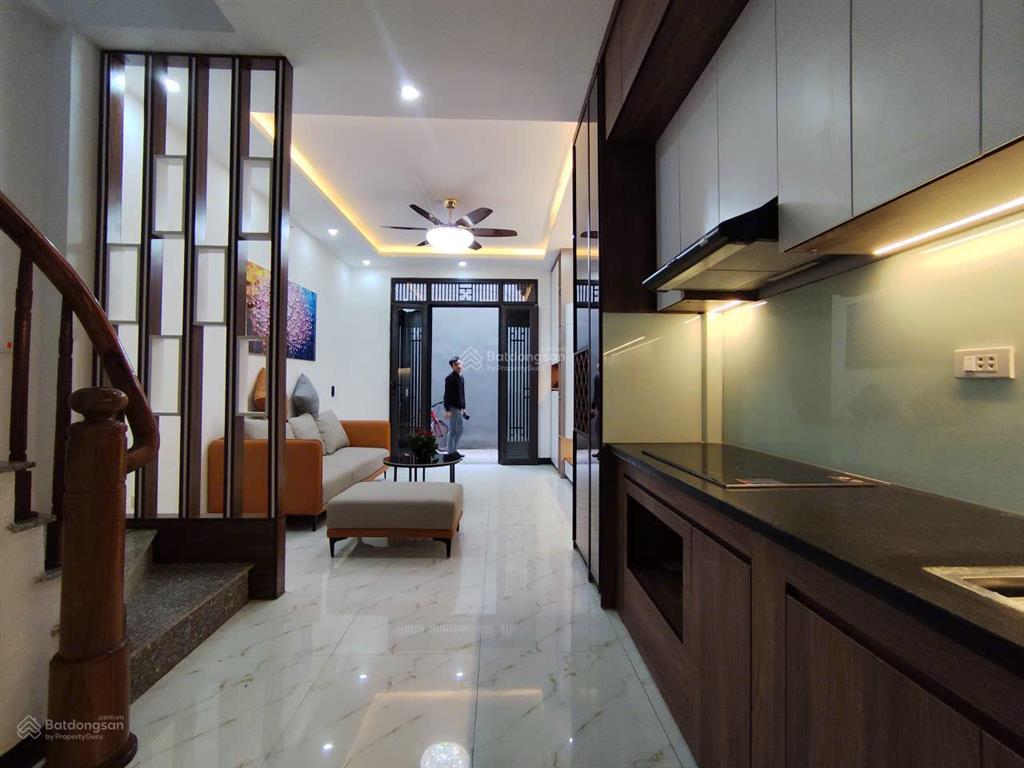 Bán nhà cuối phố xốm, cuối đường nguyễn trực kéo dài xây độc lập, sân để xe riêng/ 10m ra lối ô tô
