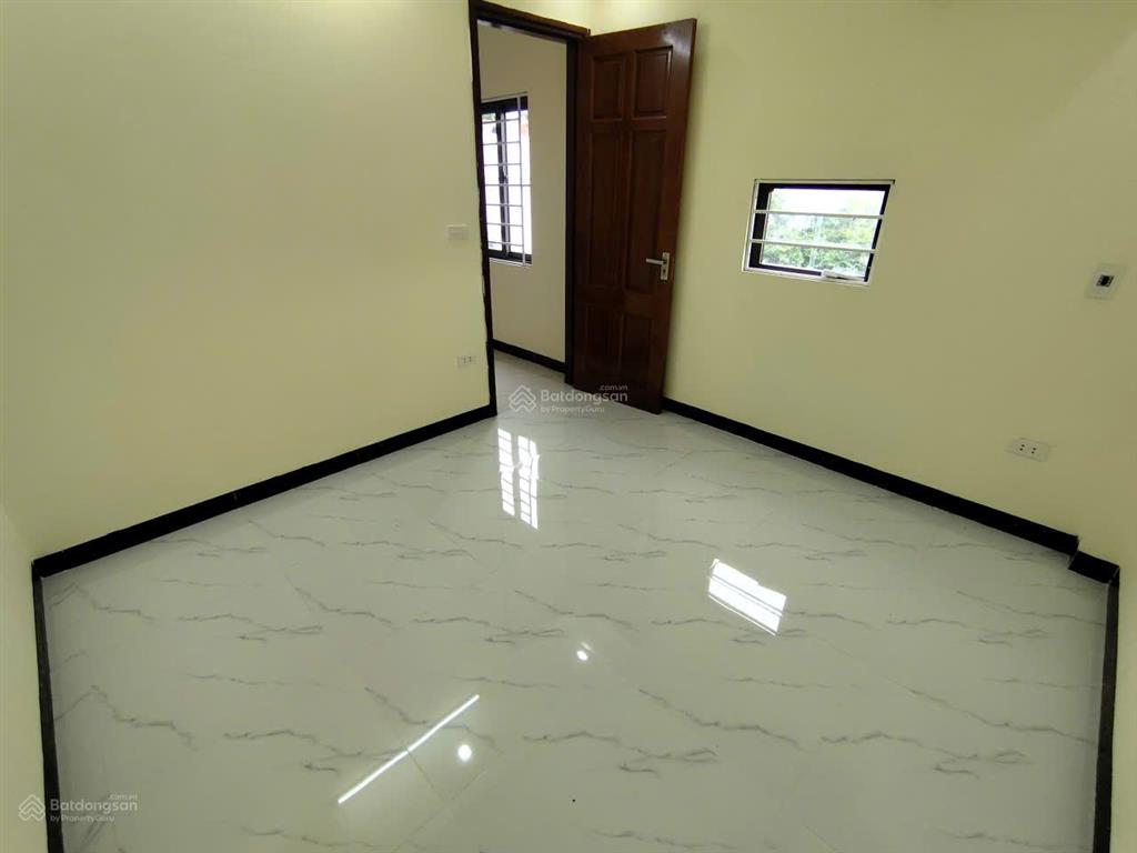 Nhà ngay gần chợ đầu mối phía nam hà nội/ cách phố xốm 2km~36m2x4 tầng, 4 ngủ (nơi để xe riêng)