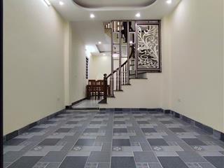 Nhà ngay gần chợ đầu mối phía nam hà nội/ cách phố xốm 2km~36m2x4 tầng, 4 ngủ (nơi để xe riêng)
