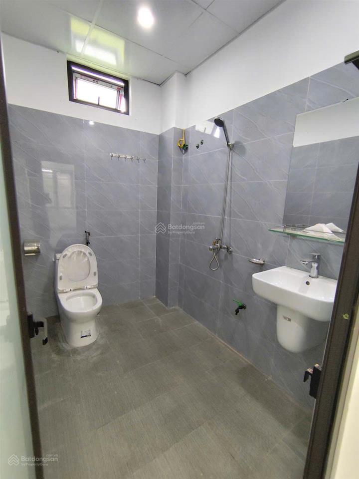 Nhà trong đê giá tốt nhất khu vực chương mỹ, biên giang cũ 32m2x4t/10m ra lối ôtô qua/ rất gần ql6