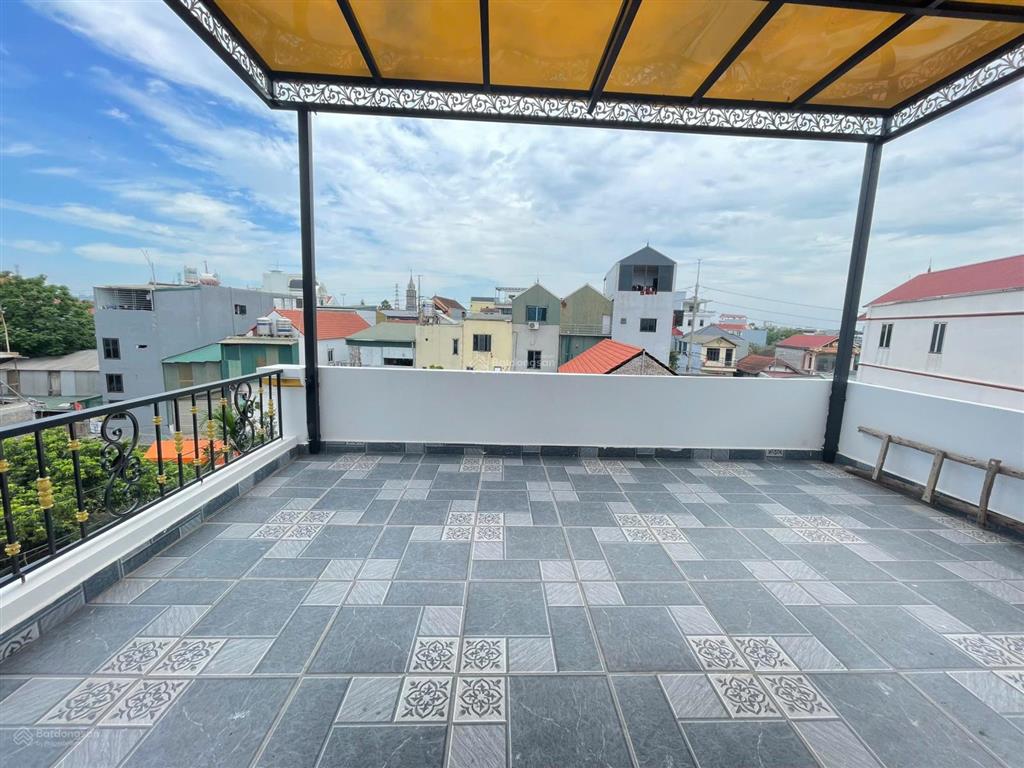 Nhà 2 mặt tiền/2 mặt đường thông ôtô đi qua+thang máy 101m2x4 tầng/ngay gần cầu đại thành(ảnh thật)