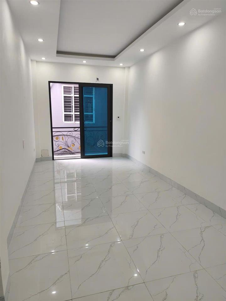 Bán nhà xây mới độc lập+hiện đại 33m2x5t đầu phố quang lãm, trung tâm phố xốm, gần ngay đh đại nam