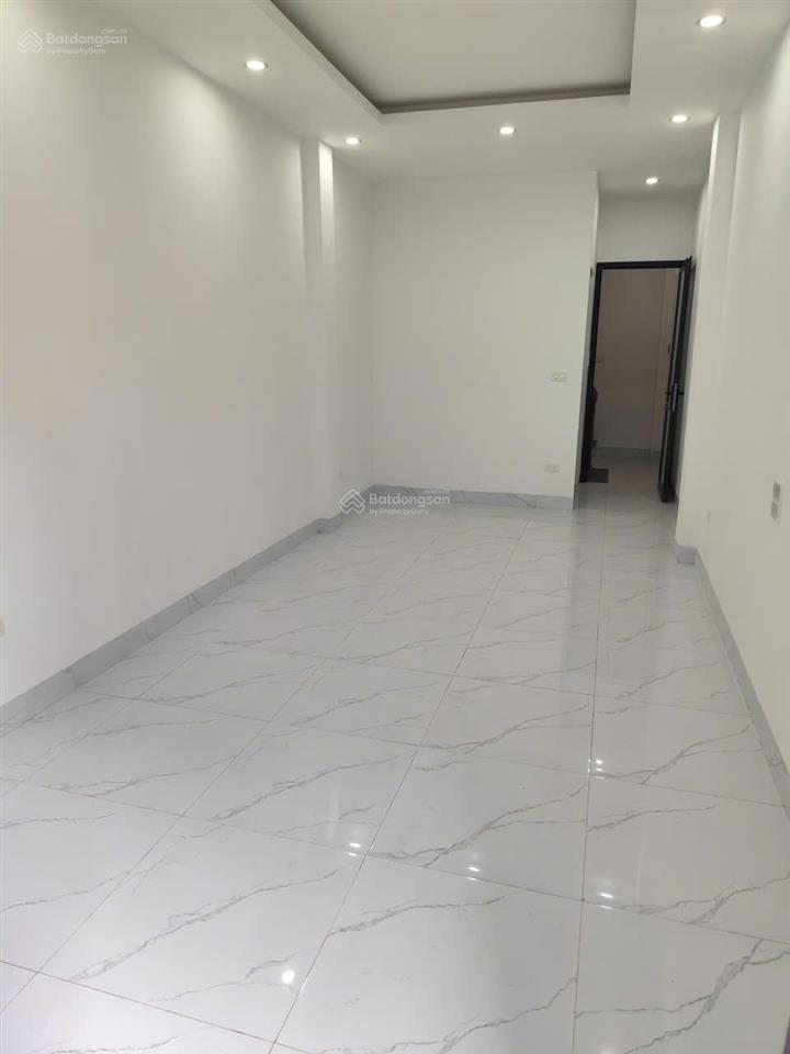Bán nhà xây mới độc lập+hiện đại 33m2x5t đầu phố quang lãm, trung tâm phố xốm, gần ngay đh đại nam