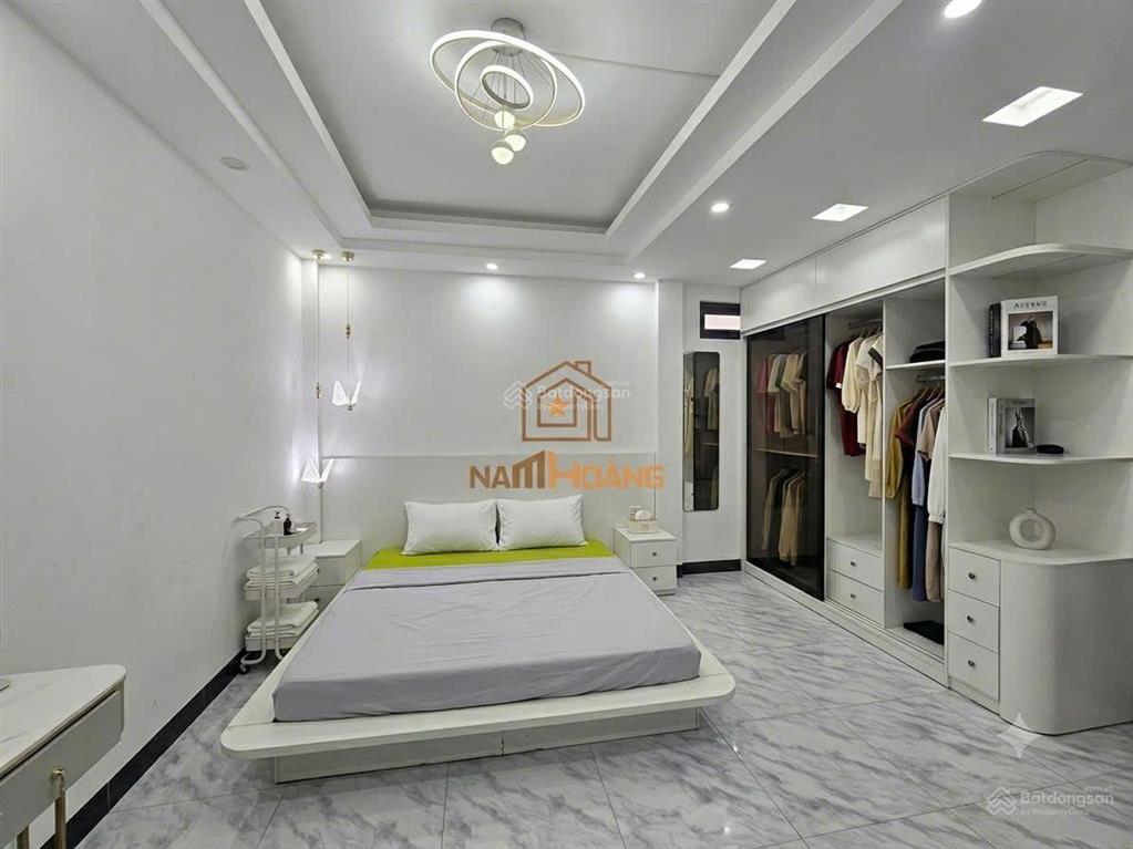 Chuyển về quê cần bán nhà gần hiệu thuốc long châu, phú lương~34m2x5t,4pn/ô tô gần/ để lại nội thất