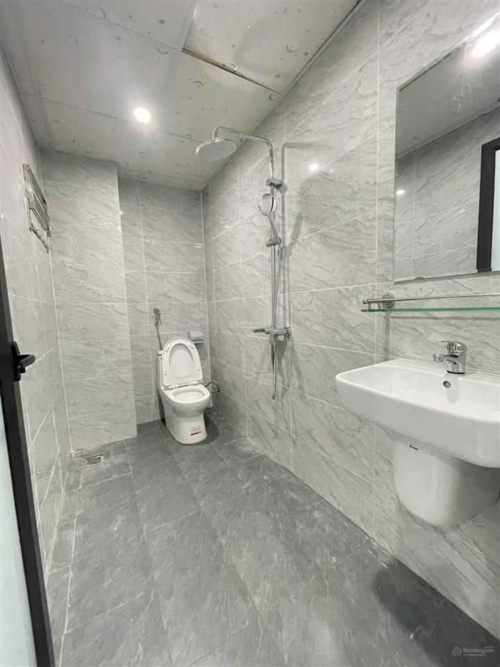 Biệt thự mini sân cổng riêng, phong cách hiện đại 85m2x4 tầng, 4 ngủ/ ô tô gửi ngày đêm cách 30m