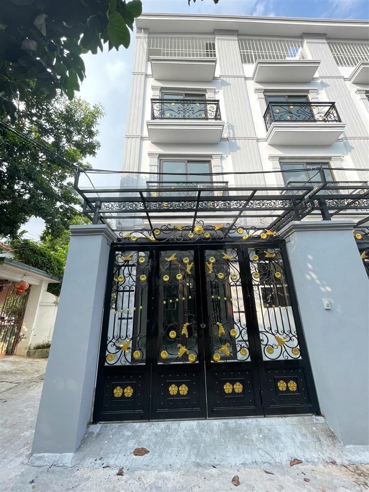 Bán nhà xây mới ngõ thông ô tô qua gần trường th&thcs phụng châu+sân cổng riêng 40m2,4 tầng