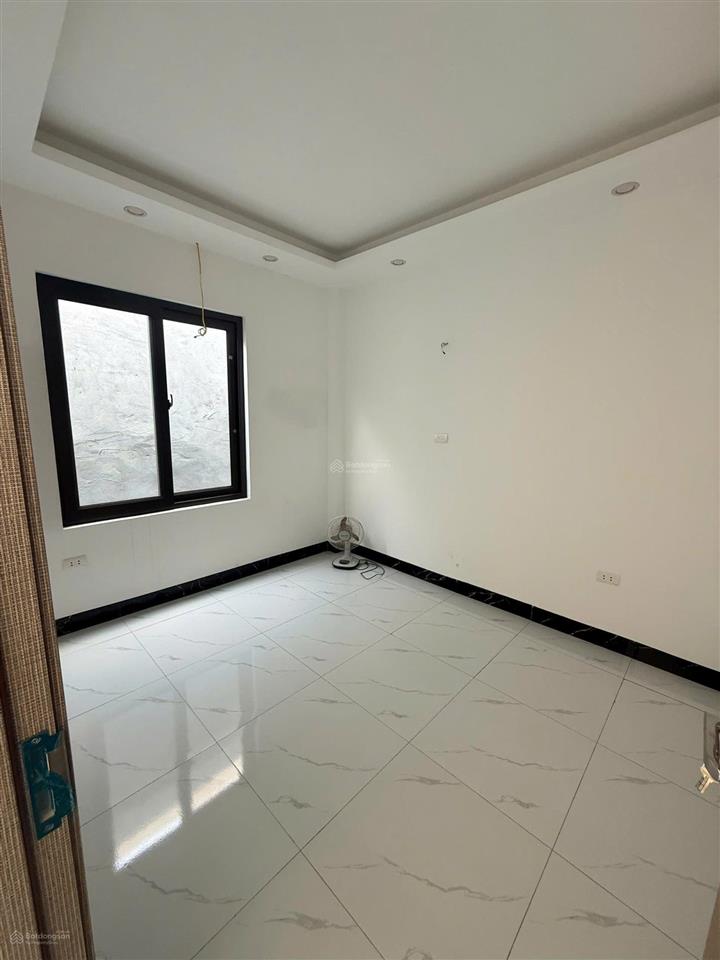 Bán nhà xây mới hiện đại ngõ ô tô đỗ+sân để xe riêng~40m2x4tx4pn gần đh sư phạm tdtt (ảnh thật)