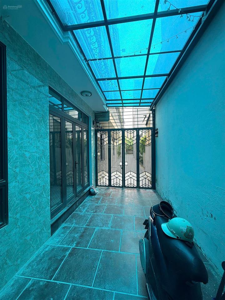 Bán nhà xây mới hiện đại ngõ ô tô đỗ+sân để xe riêng~40m2x4tx4pn gần đh sư phạm tdtt (ảnh thật)
