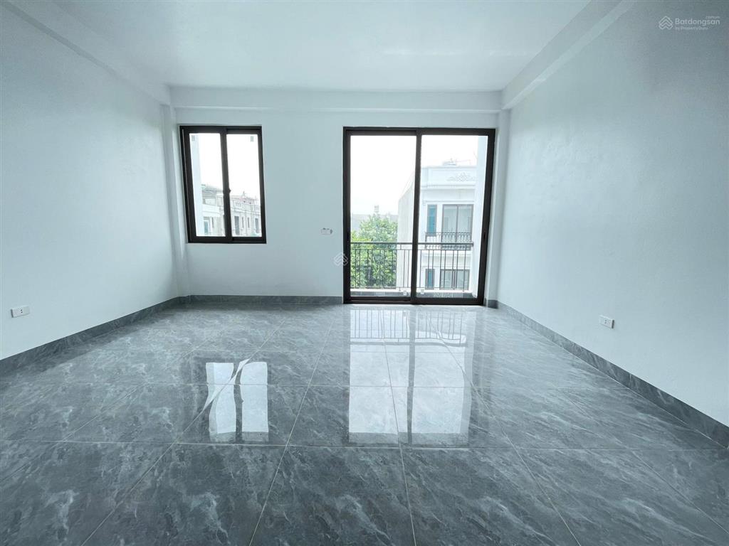 Bán biệt thự mini giá siêu tốt gần nvh độ chàngsân cổng riêng, ôtô vào, sân vườn sau làm tiểu cảnh