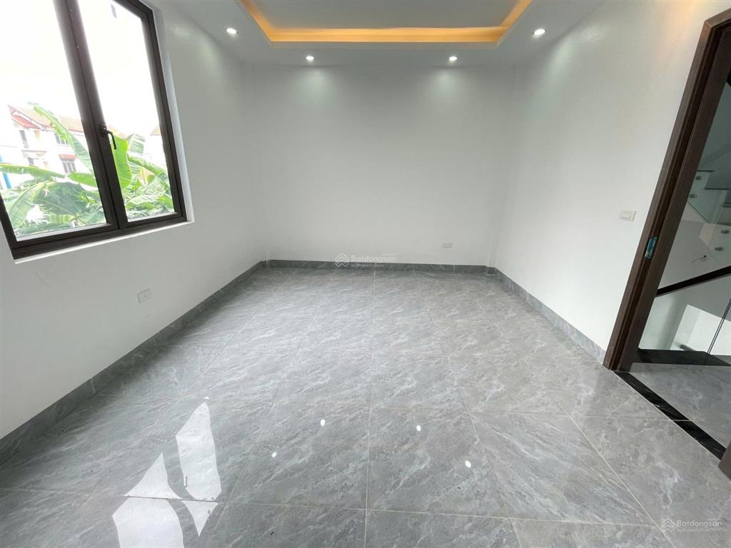 Bán biệt thự mini giá siêu tốt gần nvh độ chàngsân cổng riêng, ôtô vào, sân vườn sau làm tiểu cảnh