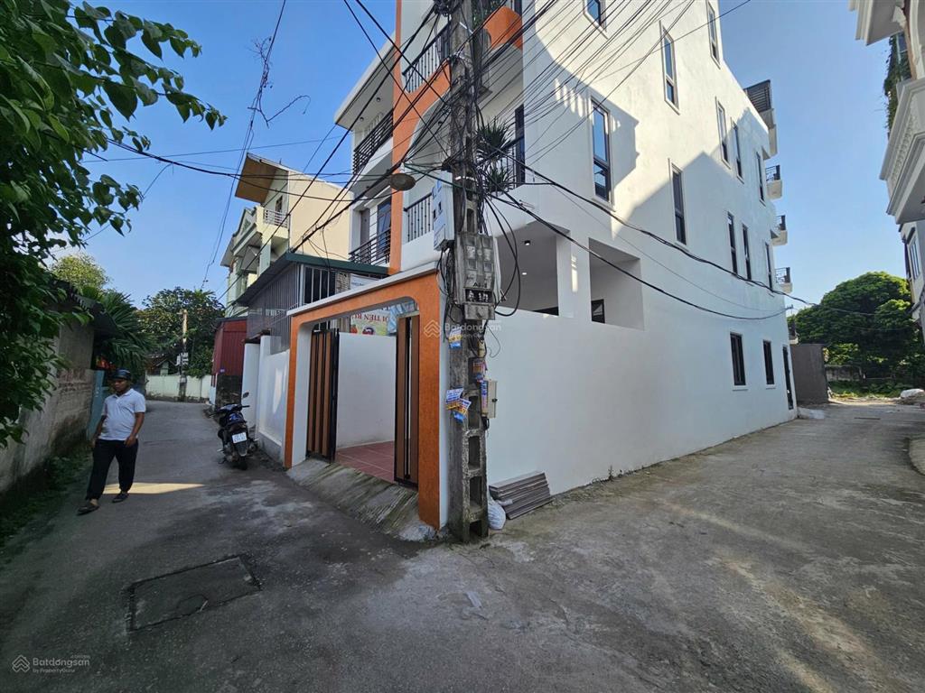 Nhà lô góc 2 thoáng+đường thông ô tô, xây độc lập+hiện đại gần đh sư phạm tdtt~68m2,4 tầng/ảnh thật