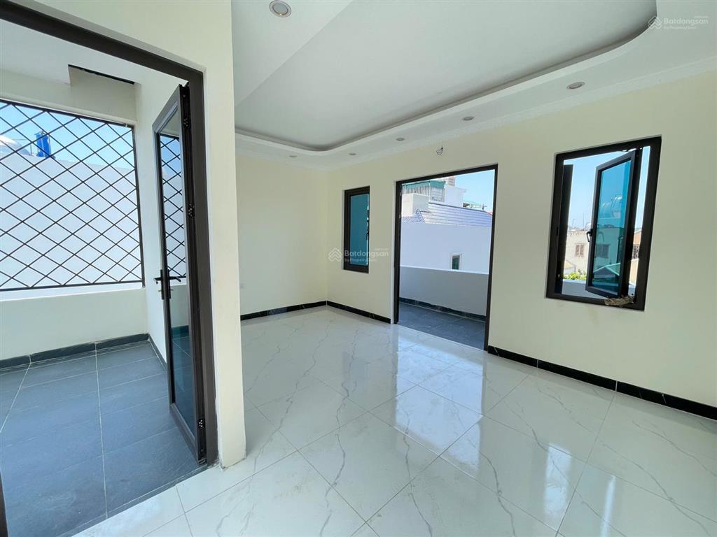 Nhà xây hiện đại, sang trọng gần đh sư phạm tdtt, ô tô đỗ cửa, vuông vắn, 37m2x4t, 3 ngủ (ảnh thật)