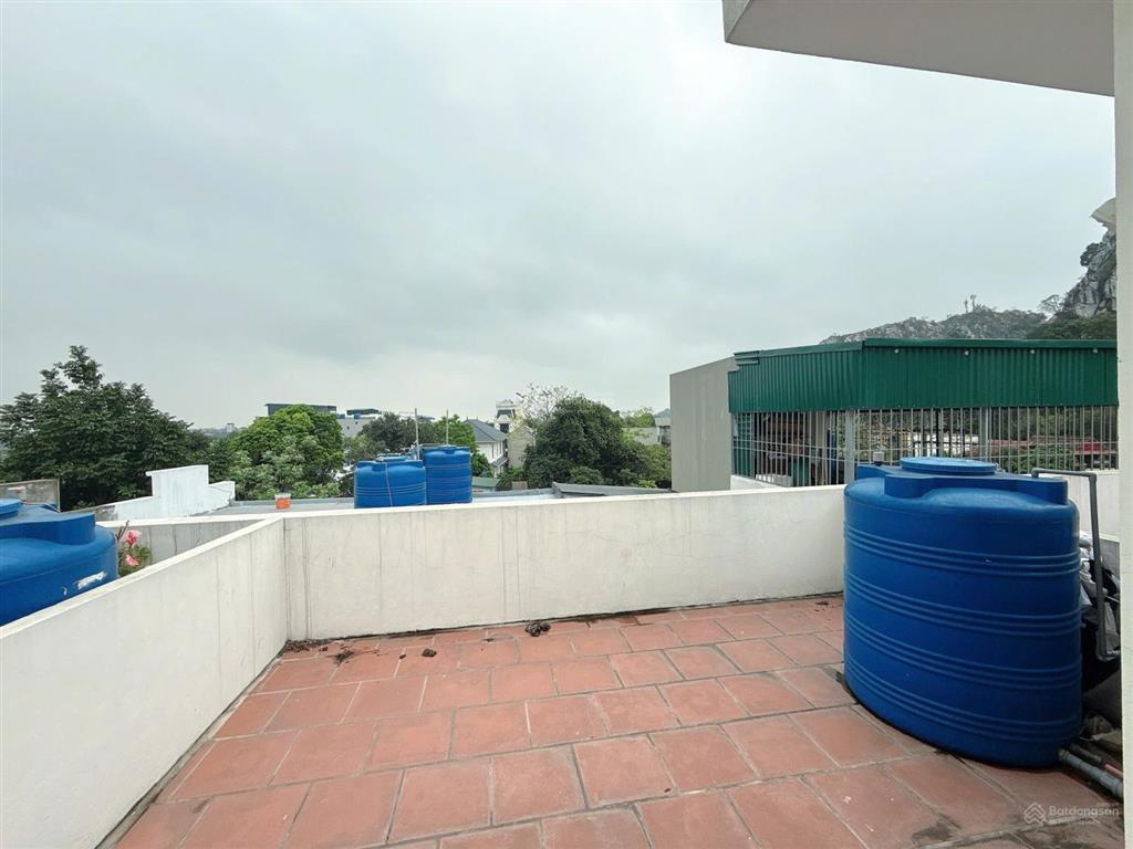 Cần bán nhanh giảm giá căn nhà tại xã bình minh, 80m ra lối ô tô đi qua 33m2x4t, 4 ngủ (ảnh thật)