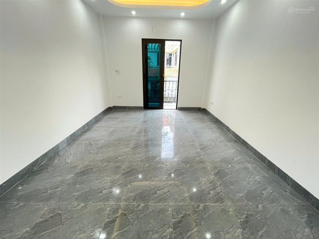 Biệt thự mini xây hiện đại/độc lập/sân cổng riêng, ôtô vào 85m2,4tx4pn/ngõ thông ngay khu trung tâm