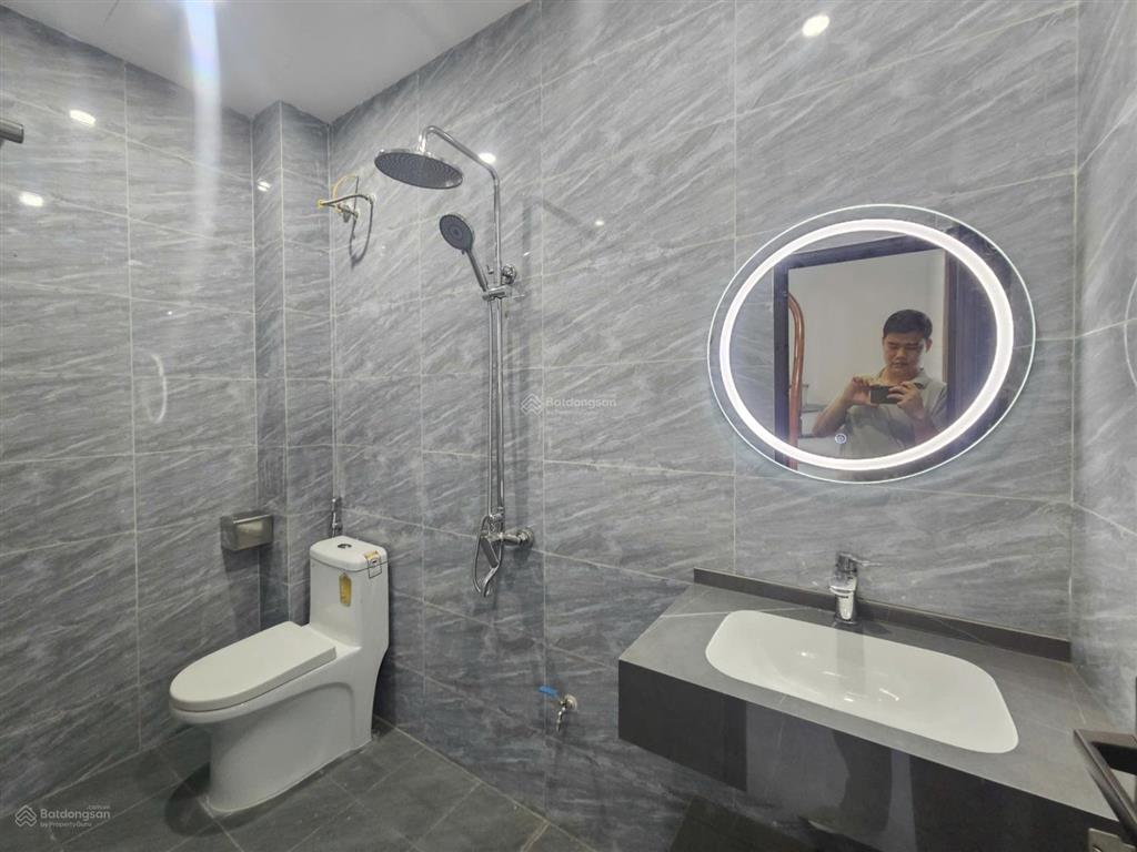 Nhà xây mới hiện đại ô tô đỗ trước cửa/10p di duyển ra đại lộ thăng long 70m2, 4t,4pn (ảnh thật)