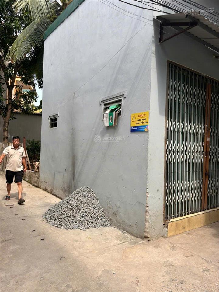 Bán đất tặng nhà cấp 4 lô góc mặt ngõ thông ô tô quakinh doanh nhỏ tốt 35m2 (ảnh thật)