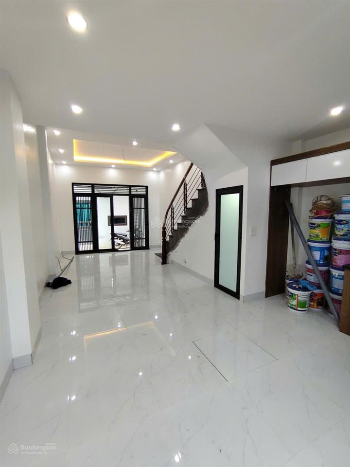 Bán nhà xây mới độc lập, vuông vắn, ô tô đỗ cách 20m tại xã bình minh 40m2x4t+tầng lửng phòng khách