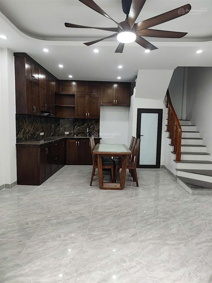 Bán nhà xây mới trung tâm phố xốm, gần đh đại nam 32m2x5t, đầy đủ nội thất như ảnh đăng