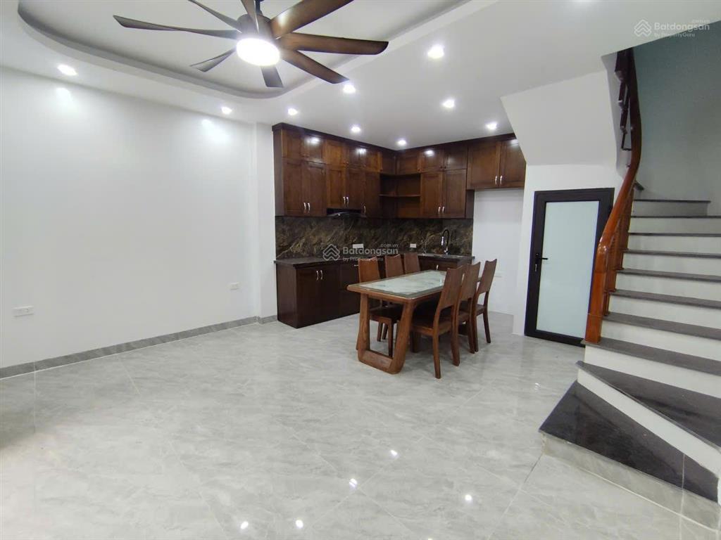 Bán nhà xây mới trung tâm phố xốm, gần đh đại nam 32m2x5t, đầy đủ nội thất như ảnh đăng