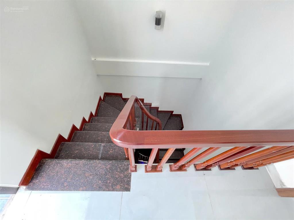 Nhà xây độc lập, hiện đại đường ôtô tránh nhau~70m2x5t gần nvh độ chàng (ở+kd online+văn phòng tốt)