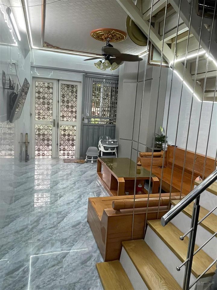 Cần bán nhanh giảm giá căn nhà trong đê yên nghĩa, 200m ra quốc lộ 6~ 32m2x4t, 3 ngủ (ảnh thật)