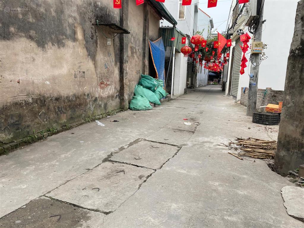 Nhà gần bến xe yên nghĩa xây độc lập có thang máy 40m2x5 tầng/ngõ ô tô/20m ra đường lớn/400m ra ql6