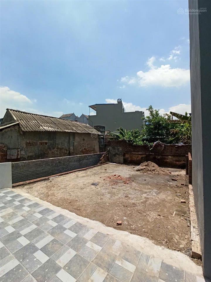Bán lô đất 43.3m2 vuông vắn, 2 mặt thoáng/10m ra lối ô tô qua như ảnh tại bình minh, thanh oai