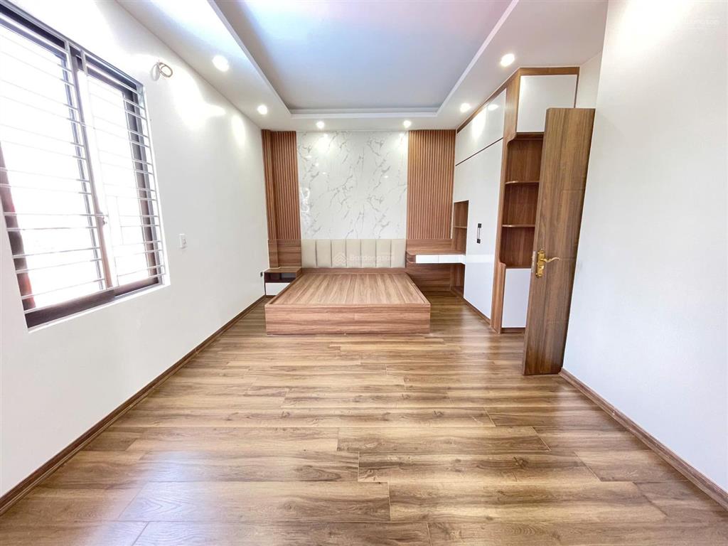 Nhà xây độc lập, hiện đại đường ôtô tránh nhau~70m2x5t gần kđt đô nghĩa (ở+kd online+văn phòng tốt)