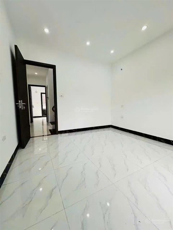 Bán nhà gần trường tiểu học cao viên, ô tô đỗ gần, vuông vắn 34m2x3 tầng, 3 ngủ (ảnh thật)
