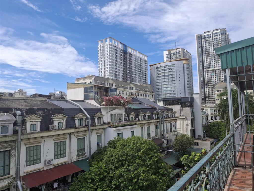 Cho thuê bt mỹ đình  sông đà. sudico phạm hùng. 210m. 4t. full nội thất, 80tr/tháng. 0974 687 ***