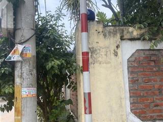 Bán 90m2 đất ngõ 90 mỹ trung  sơn tây. mt 5m. sẵn sổ. 1,3 tỷ.  0974 687 ***