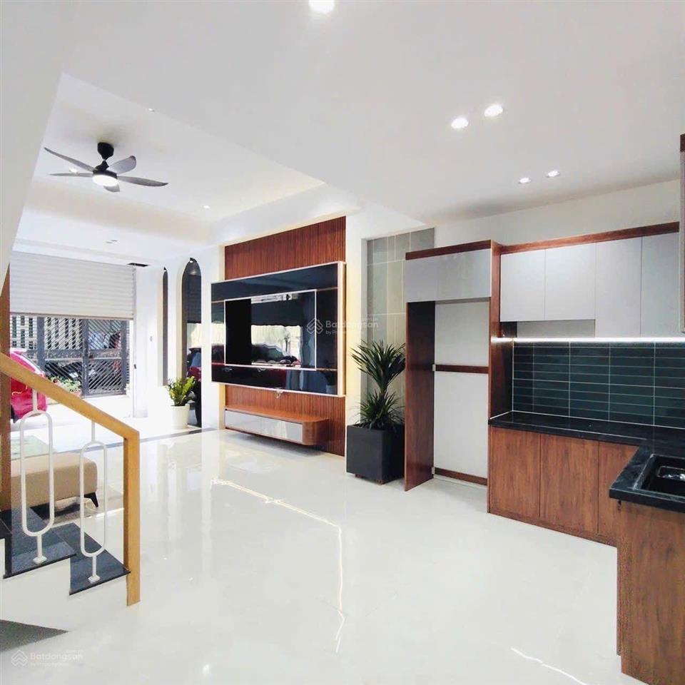 Bán nhà riêng tại an dương vương, quận 6, giá chỉ 4,9 tỷ, dt 60m2, 3pn, 2wc, bao đẹp, 090958321