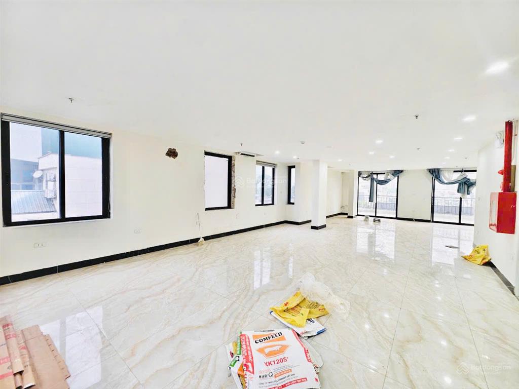 Cho thuê văn phòng, phòng khám phương mai 90m2 20tr 3 thoáng pccc nghiệm thu