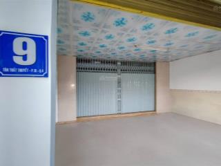 Chính chủ cần cho thuê nguyên căn nhà 200 m2 mặt tiền đường tôn thất thuyết quận 4