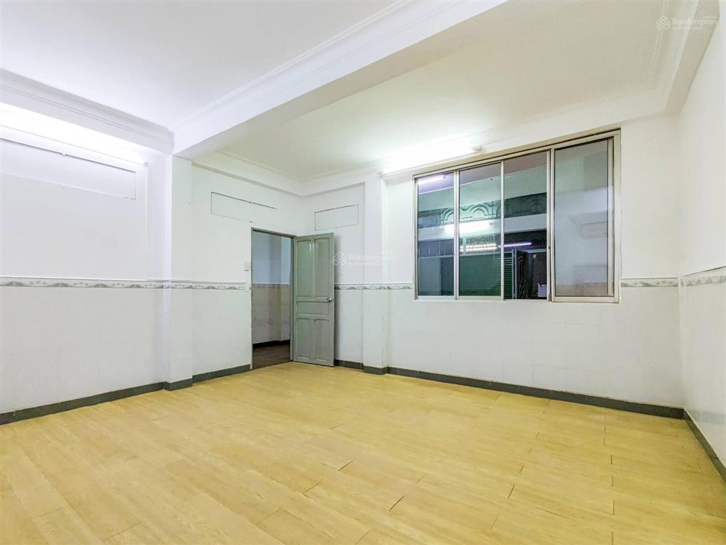 Chính chủ cần cho thuê nguyên căn nhà 200 m2 mặt tiền đường tôn thất thuyết quận 4