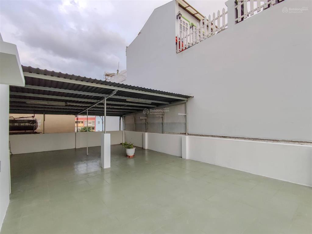 Chính chủ cần cho thuê nguyên căn nhà 200 m2 mặt tiền đường tôn thất thuyết quận 4