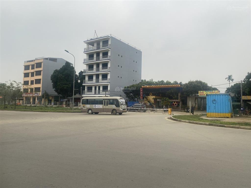 Siêu phẩm 400m2 trục chính thôn miễu ngay cổng trường đại học việt nhật, giá hơn 30tr/m2