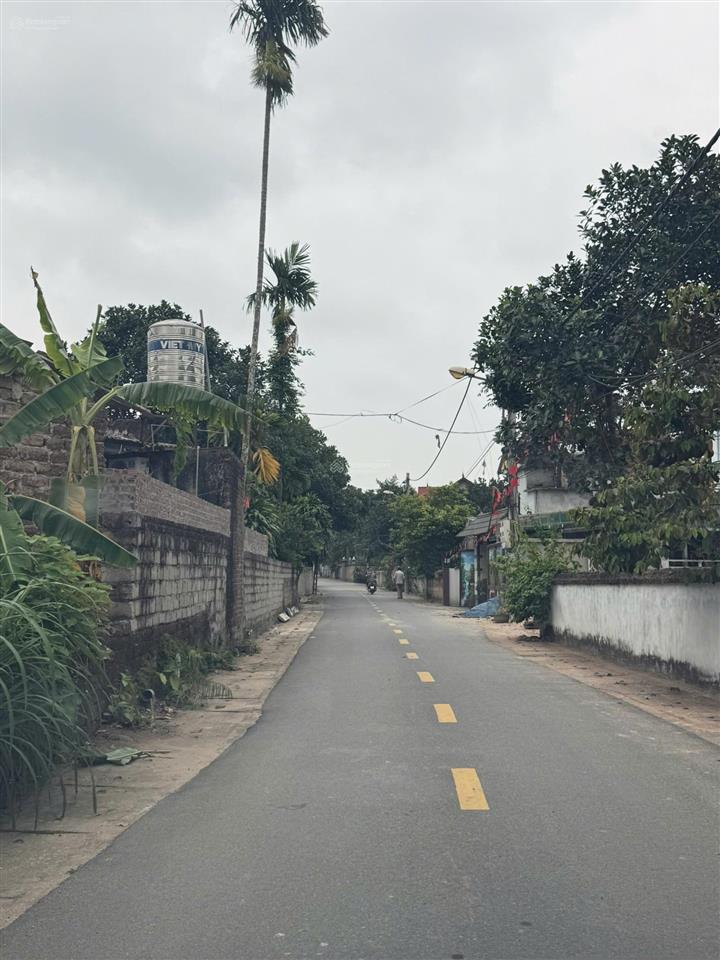 Chính chủ em bán lô đất 100m2 trục chính xuân khanh giá tốt hơn thị trường 10 giá  0968 641 ***