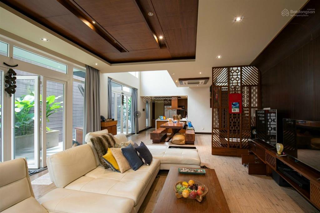 Cho thuê nhà biệt thự mini 86a phổ quang gần ngay đầu hồ văn huê