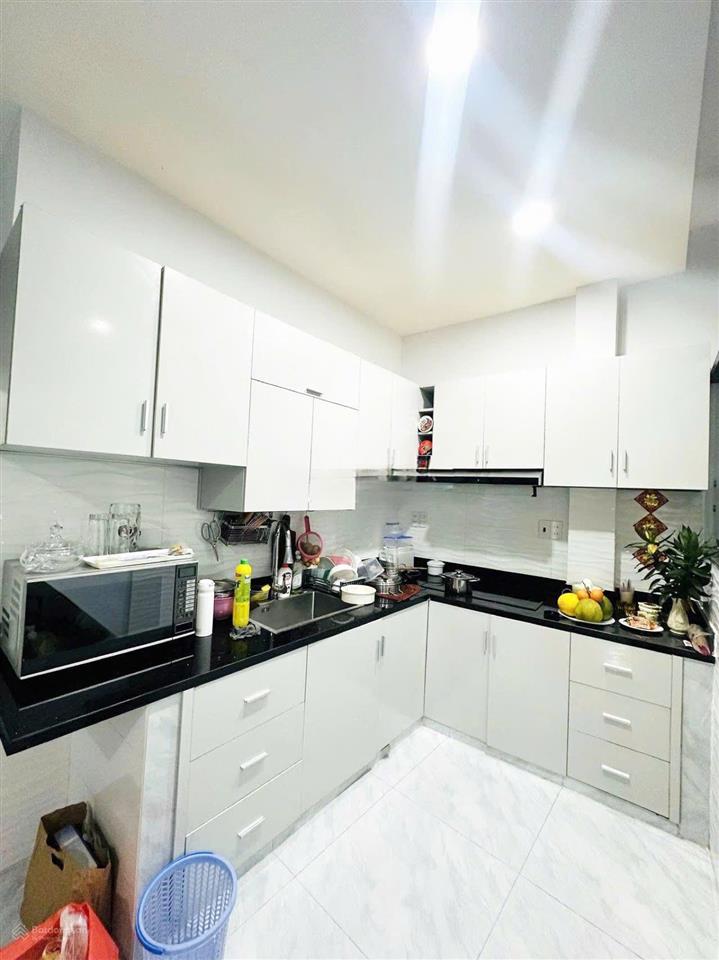 Cho thuê nhà hẻm 220/3p nguyễn trọng tuyển, phường 8, quận phú nhuận
