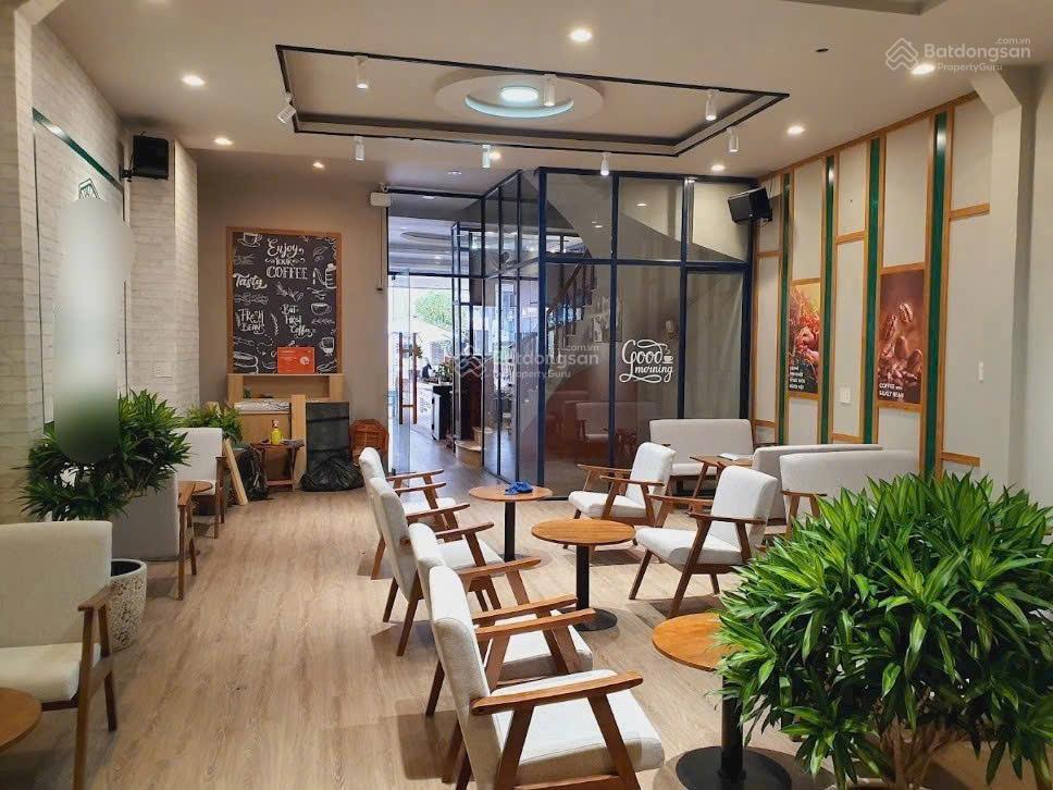 Cho thuê nhà mặt tiền 491a sư vạn hạnh, quận 10  dt 7x15m  giá thương lượng