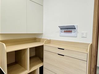 Chính chủ cần bán căn hộ 1pn + 1 nhà mua ở nên rất chăm chút từng chi tiết , sổ hồng sẵng tên.