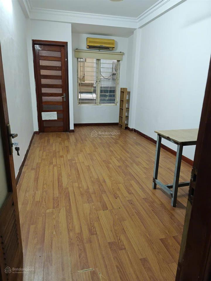 Chính chủ bán căn lk sổ 45m² x 5 tầng, 2 mặt ngõ ô tô hoàng quốc việt, nghĩa đô. giá 12,8 tỷ.